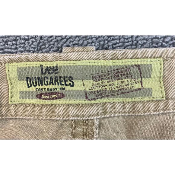 Y2K Lee Dungarees Men's Size 34 Cargo Shorts Beige Work‎ Outdoors HIking - Picture 3 of 10